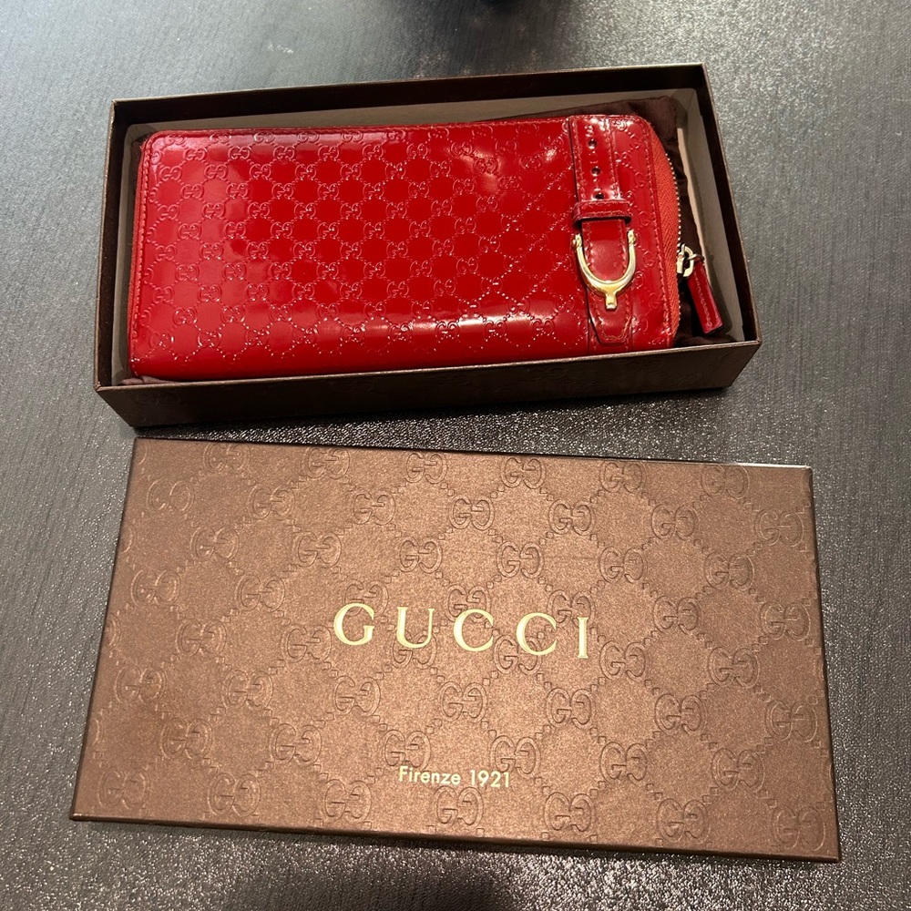 Gucci wallet